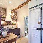 Апартаменти Reverie En Provence - Au Coeur Du Vieil
